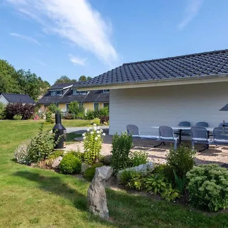 Prázdninový dům Im Idyllischsten Winkel Ruegens By Interhome