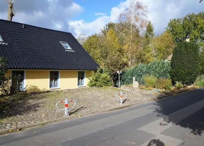 Im Idyllischsten Winkel Ruegens By Interhome Neuenkirchen