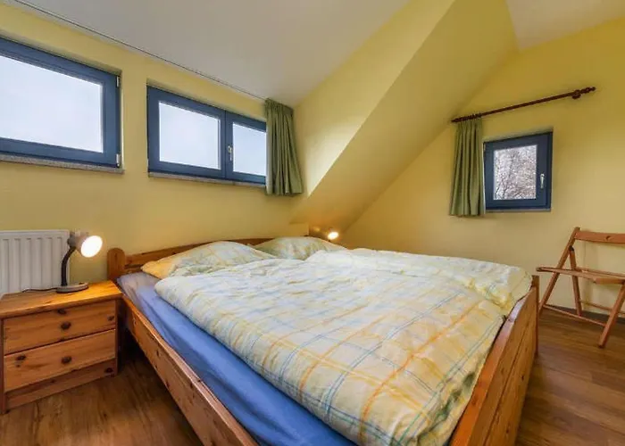 別荘 Im Idyllischsten Winkel Ruegens By Interhome Neuenkirchen