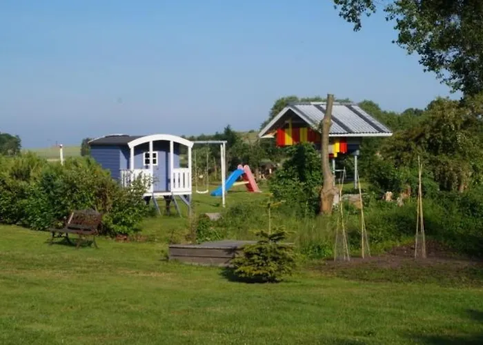 Im Idyllischsten Winkel Ruegens By Interhome 別荘 Neuenkirchen