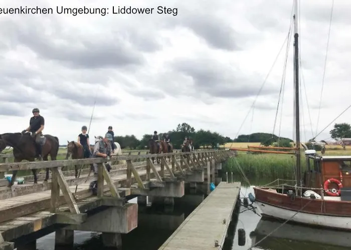 Im Idyllischsten Winkel Ruegens By Interhome *