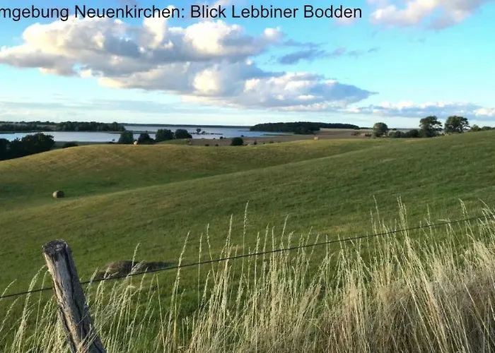 別荘 Im Idyllischsten Winkel Ruegens By Interhome